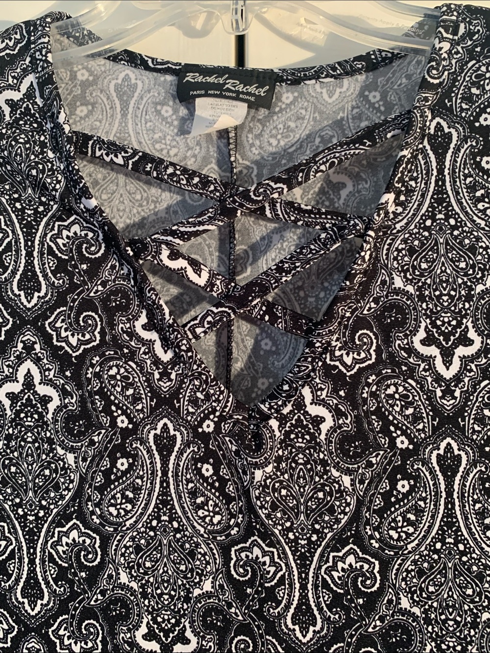 Rachel Rachel Paisley Tunic Blouse- Black & White - Picture 2 of 7